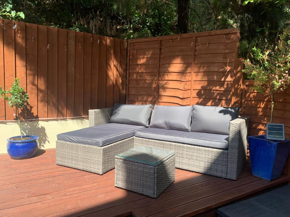 Beachfront Apartment With Bbq Sun Deck Bournemouth Esterno foto