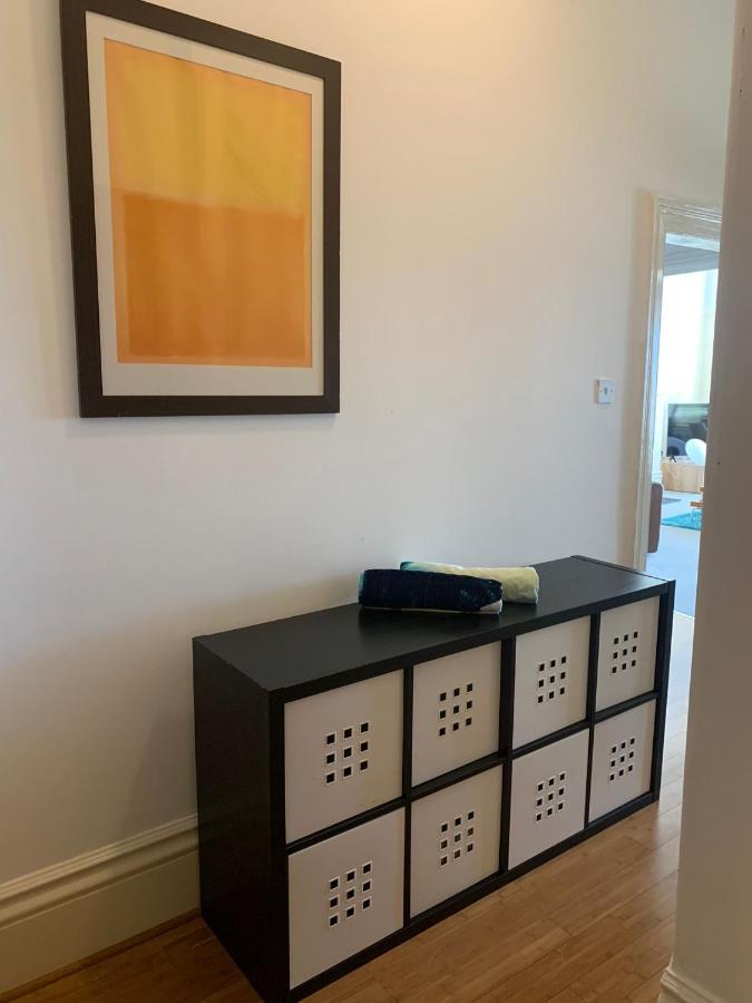 Beachfront Apartment With Bbq Sun Deck Bournemouth Esterno foto